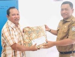 DP KORPRI Asahan Serahkan Tali Asih Kepada Pensiunan ASN