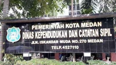 Disdukcapil Kota Medan Buka Layanan Kantor Hingga Malam Hari