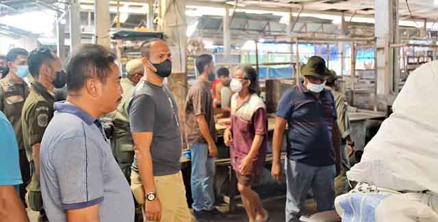 7 Dinas Pemkab Langkat Bersihkan Pasar Tradisional Stabat