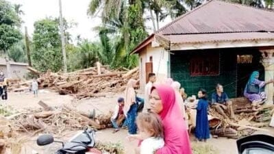 Banjir Bandang Hantam 15 Desa di Palas, 12 Rumah dan 1 Pesantren Hanyut