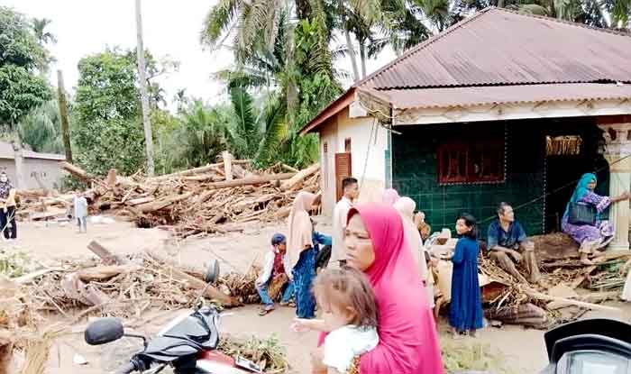 Banjir Bandang Hantam 15 Desa di Palas, 12 Rumah dan 1 Pesantren Hanyut