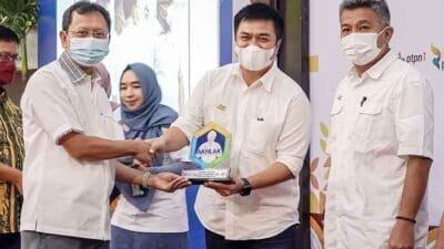 PTPN III (Persero) Medan Terima Penghargaan The Most Impactful AKHLAK 2021