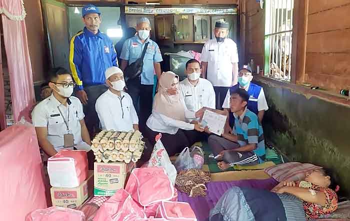 Pemkab Langkat Melalui Dinsos Berikan Bantuan untuk Korban Kebakaran