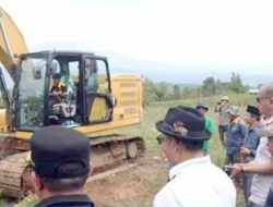 Bupati Solok Launching Penggunaan Ekskavator di Nagari Kacang