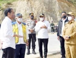 Kapoldasu Sambut Kedatangan Presiden di Bandara Internasional Silangit