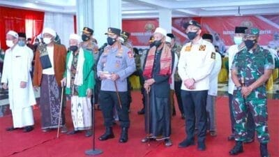 Kapolri Apresiasi Ulama di Banten Ikuti Vaksinasi
