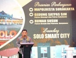 Kapolri Resmikan Sarpras Kepolisian dan Solo Smart City