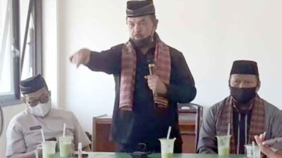 Ketua LKAAM Sumbar, Fauzi Bahar Datuak Nan Sati: Menag Yaqut Haram Injak Bumi Minang
