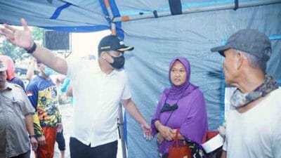 Pemko Medan Terima Bantuan Kadin untuk Korban Musibah Banjir