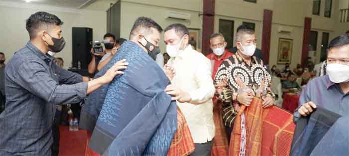 Bupati Pakpak Bharat Hadiri Pisah Sambut Danrem 023/KS