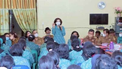 Desa Kabanjulu Kecamatan Laeparira Jadi Desa Binaan PKK untuk Iva Test