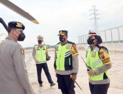 Kapoldasu Dampingi Kakor Sabhara Polri Cek Pos Terpadu Exit Tol Tebingtinggi