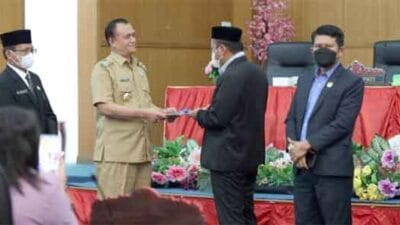 Wakil Bupati Sampaikan Nota Pengantar LKPJ TA 2021