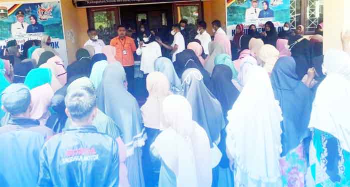 Sebanyak 1.489 KPM di Hiliran Gumanti Dapat BSS dan BLT dari Dinas Sosial Kabupaten Solok