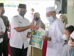 Sekda Apresiasi Program Pembagian Beras Kepada Fakir Miskin