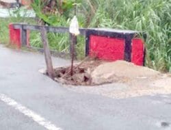 Jalan Berlubang Jadi Potret Buruk Kinerja Bupati Batubara