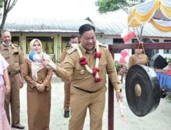 Bupati Eddy Berutu Buka Festival Lomba Seni Siswa Nasional Tingkat SMP Kabupaten Dairi