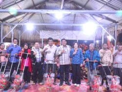 Bupati Eddy Berutu Nginap di Rumah Warga