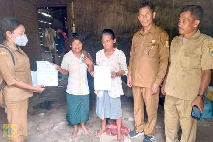 Disdukcapil Pakpak Bharat Layani Penyandang Disabilitas
