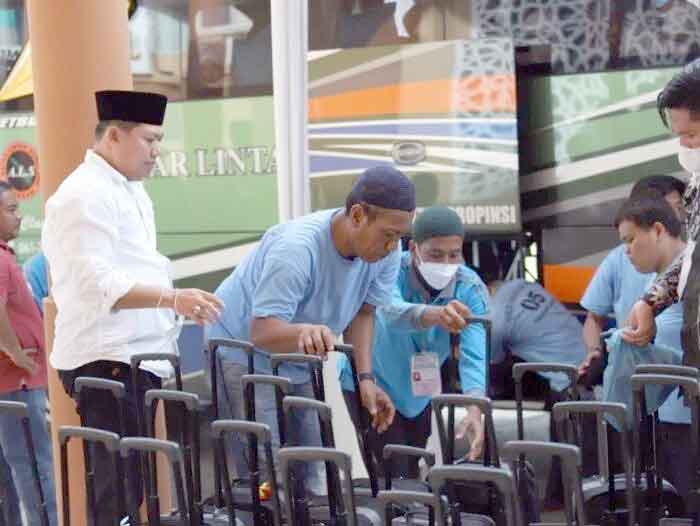 Ketua Kadin Iringi Pemberangkatan CJH Asal Batubara