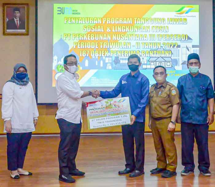 PTPN III Salurkan Rp2,1 M Dana Program TJSL Periode Triwulan II Tahun 2022
