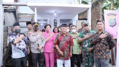 Polda Sumut Gelar Bakti Sosial Bedah Rumah