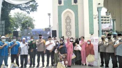 Polda Sumut Serahkan Bantuan di Masjid Raya Al Mashun