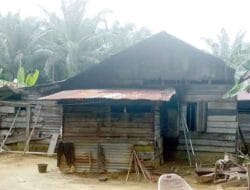 Sangat Miris, Rumah Warga Miskin di Desa Sri Kayu Tak Tersentuh Bantuan Rehab