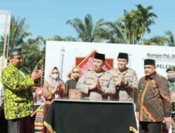 Wakapolri Letakkan Batu Pertama Pembangunan Masjid Al Kostoeri