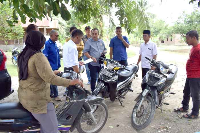 Wakil Ketua DPRD Langkat Tinjau Lokasi Jalan Dusun