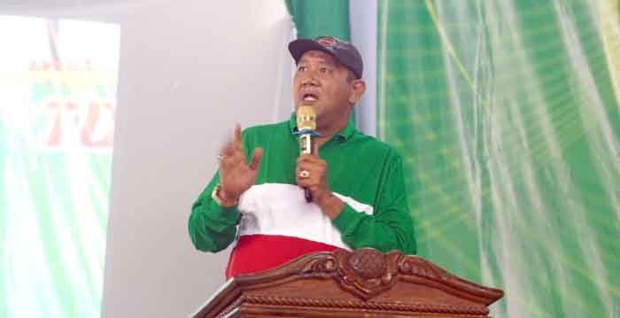 Afandin Ingin Anak Berprestasi Dapat Beasiswa Desa