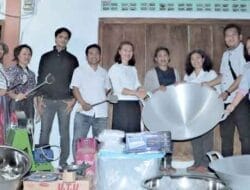 Bupati Berikan Bantuan Alat Pengiris Singkong ke Kelompok Usaha Bangkit di Desa Perjuangan