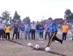 Bupati Eddy Berutu Kick Off Turnamen HIPPSU Cup II