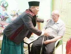 Plt Wali Kota Tanjungbalai Waris Tholib Jenguk Haji Buyung