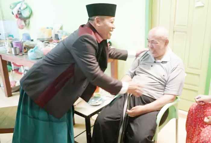 Plt Wali Kota Tanjungbalai Waris Tholib Jenguk Haji Buyung
