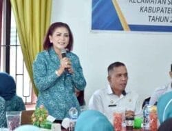 Ketua PKK Dairi Romy Mariani Lakukan Pembinaan di Desa Bintang Mersada