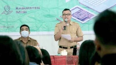 Melatih Tenaga Pendidik SD dan SMP Dairi Melek Teknologi Digital dengan Belajar Coding