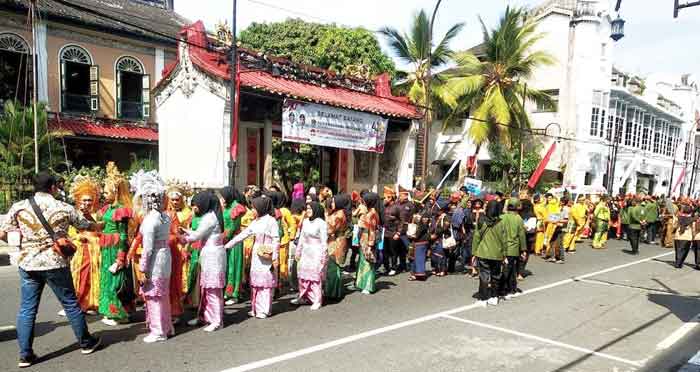 Pakpak Bharat Ikuti Karnaval Busana dan Pawai Budaya HUT Kota Medan