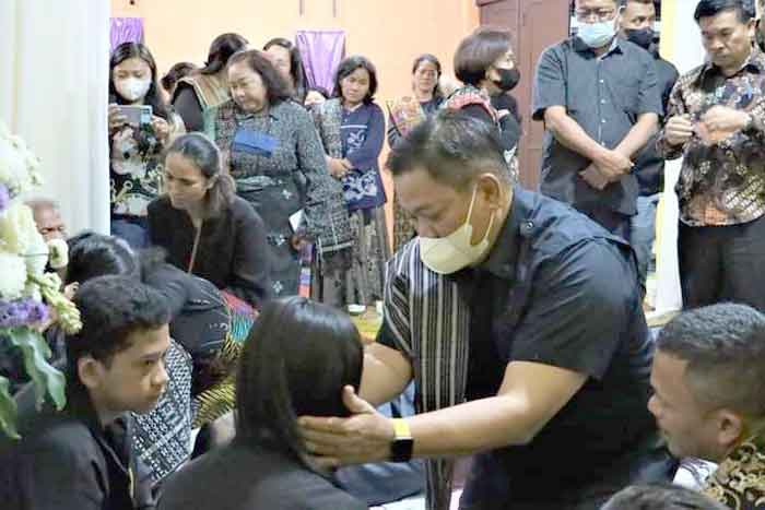 Pemkab Dairi Berduka Atas Meninggalnya Sekretaris Dinas Perindagkop UKM