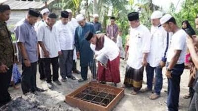 Plt Walikota Tanjungbalai Letakkan Batu Pertama Pembangunan Musala As Salam Teluk Nibung