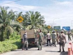 Polres Langkat Kembali Lakukan Penyekatan Kendaraan Pengangkut Hewan Ternak di Perbatasan Aceh-Sumut
