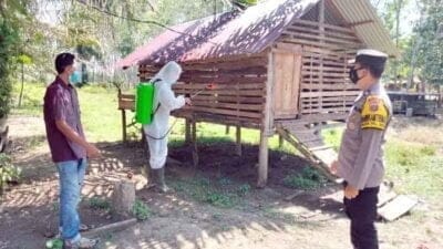 Polres Langkat Lakukan Penyemprotan Disinfektan di 15 Kecamatan