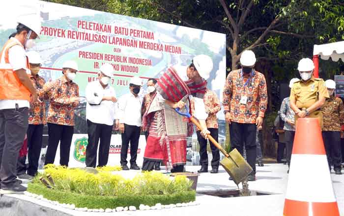 Presiden Jokowi Letakkan Batu Pertama Revitalisasi Lapangan Merdeka Medan