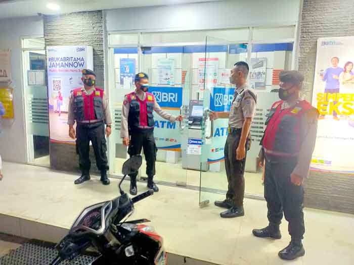 Sat Samapta Polres Langkat Laksanakan Giat Blue Light Patrol