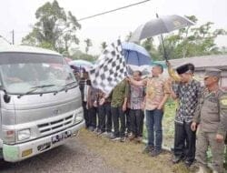 Bupati Pakpak Bharat Launching Bus Sekolah Gratis