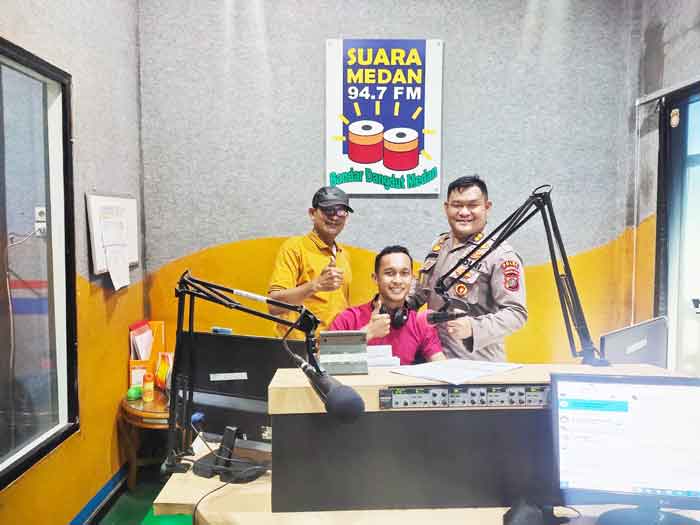 Humas Poldasu Beri Imbauan Kamtibmas dan Call Center 110 Polri di Radio Suara Medan