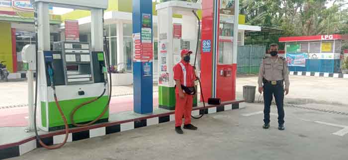 Kanit Binmas Hinai Sambang dan Tatap Muka di SPBU 23.208.117 Desa Batu Malenggang