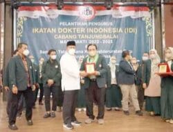 Ketua IDI Sumut Lantik dr Hendra Wijaya Sebagai Ketua IDI Kota Tanjungbalai