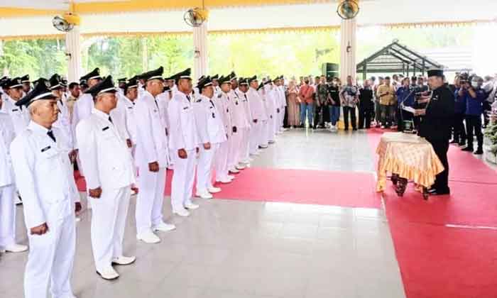 Plt Bupati Langkat Lantik 164 Kepala Desa