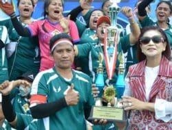 Tim Kesra FC Rebut Piala Bergilir Ketua PKK Dairi
